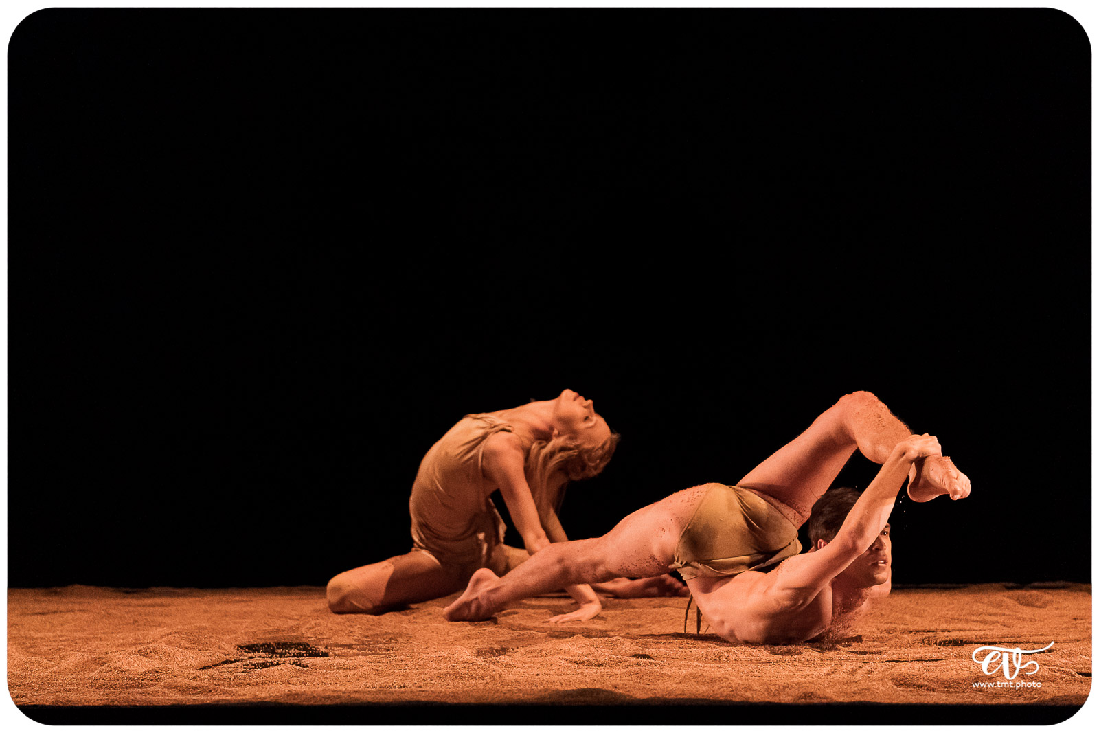 MY LAND (RECIRQUEL COMPANY)